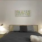 Apartment The Coastal Haven - Steps From Sliema's *