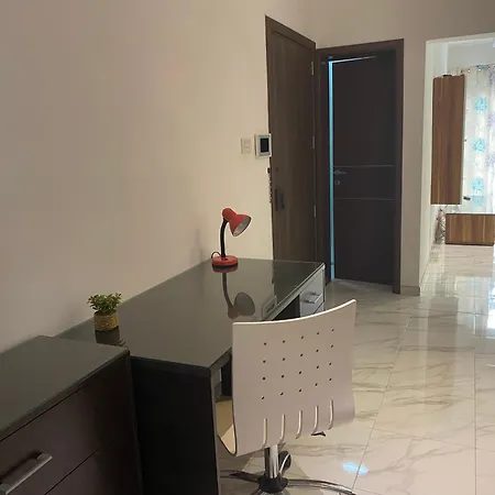 Apartman The Coastal Haven - Steps From Sliema's Sliema