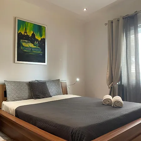Apartman The Coastal Haven - Steps From Sliema's Sliema