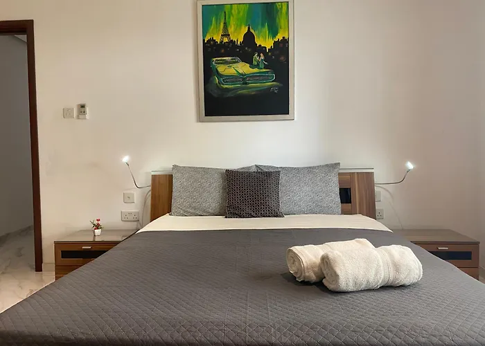 Apartment The Coastal Haven - Steps From Sliema's *