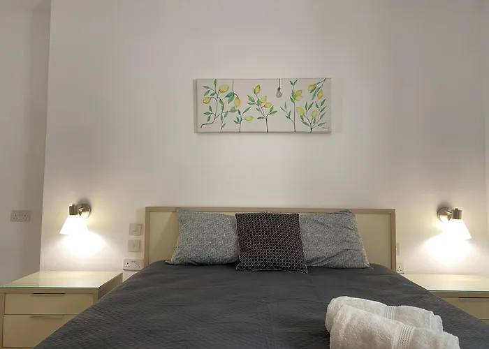 Apartman The Coastal Haven - Steps From Sliema's *